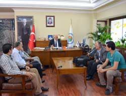 Arsuz Gazeteciler Cemiyeti'nden Belediye Bakan Seyfi Dingil'e ziyaret
