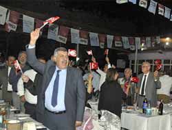 CHP ARSUZ'DAN ANLAMLI DAYANIMA YEME